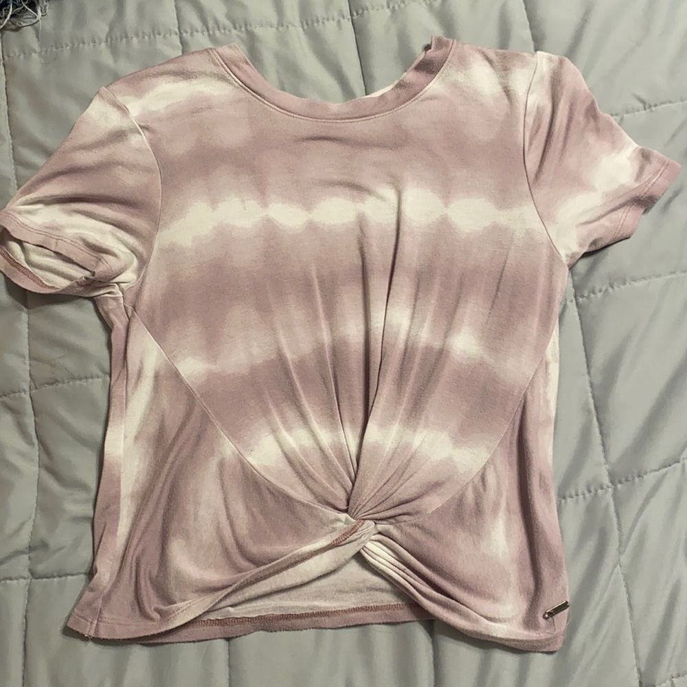 purple and white hollister crop top.